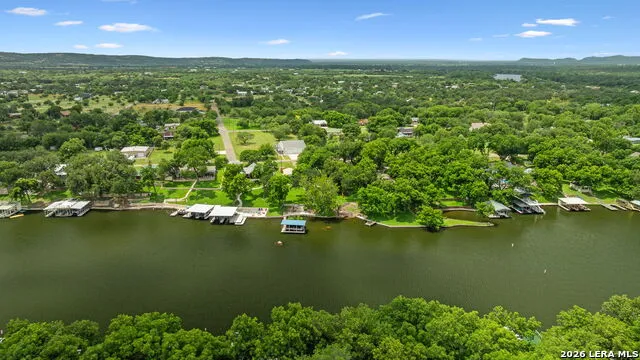 806 CLEN OAK PKWY Burnet, TX 78611