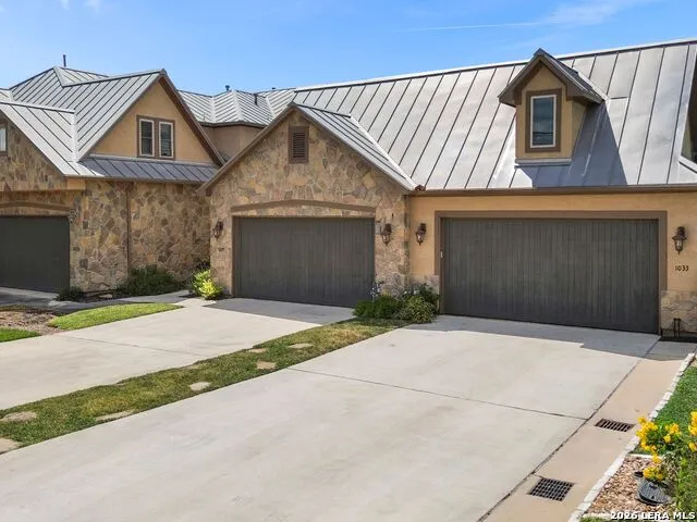 1033 Gruene Rd New Braunfels, TX 78130