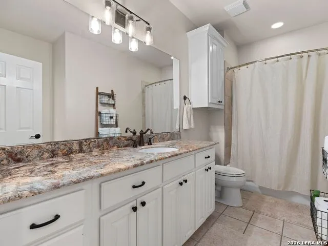 1033 Gruene Rd New Braunfels, TX 78130