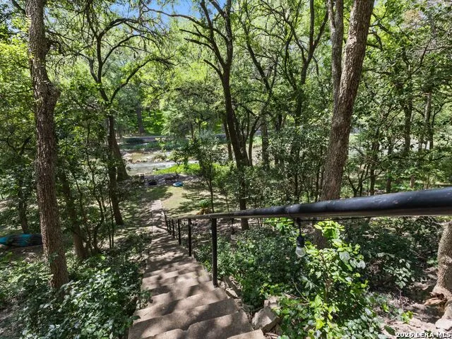 1033 Gruene Rd New Braunfels, TX 78130