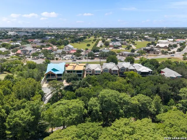 1033 Gruene Rd New Braunfels, TX 78130