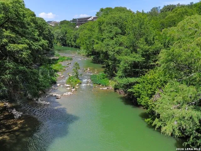 1033 Gruene Rd New Braunfels, TX 78130