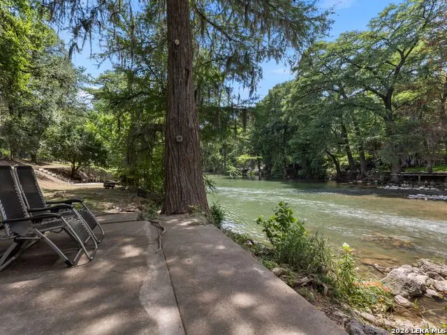 1033 Gruene Rd New Braunfels, TX 78130