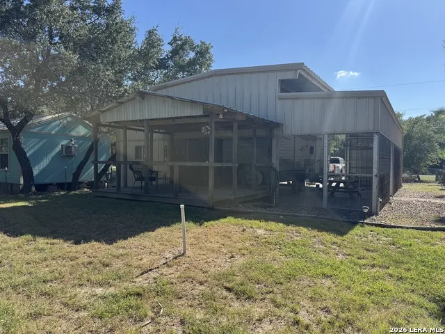 604 Steart St Rockport, TX 78382