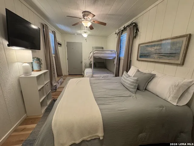 604 Steart St Rockport, TX 78382