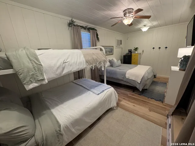 604 Steart St Rockport, TX 78382