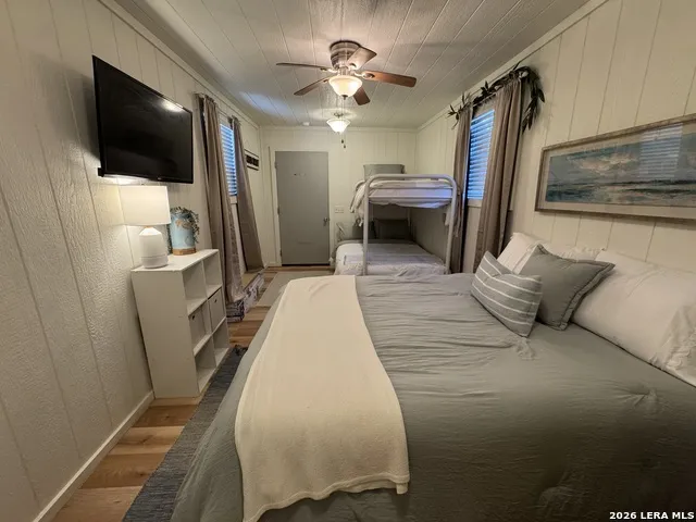 604 Steart St Rockport, TX 78382