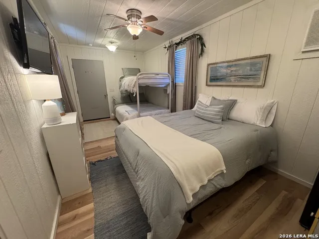 604 Steart St Rockport, TX 78382