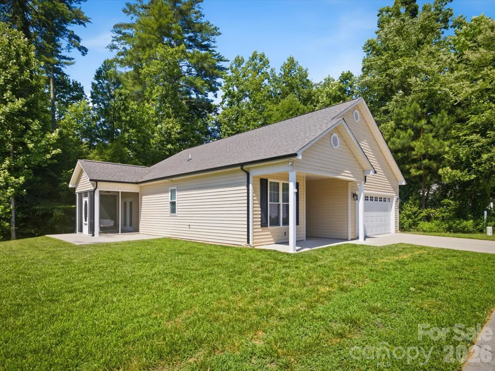 196 Eagles Landing #31 Morganton, NC 28655