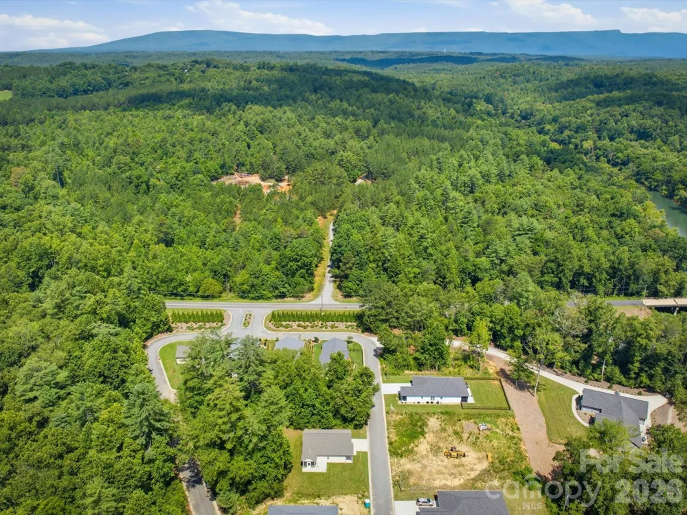 196 Eagles Landing #31 Morganton, NC 28655
