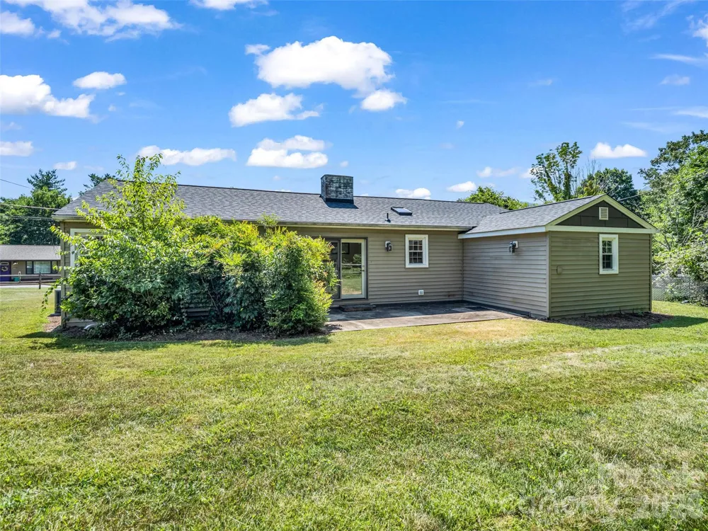 215 Varden Place Swannanoa, NC 28778