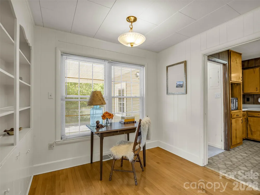 215 Varden Place Swannanoa, NC 28778
