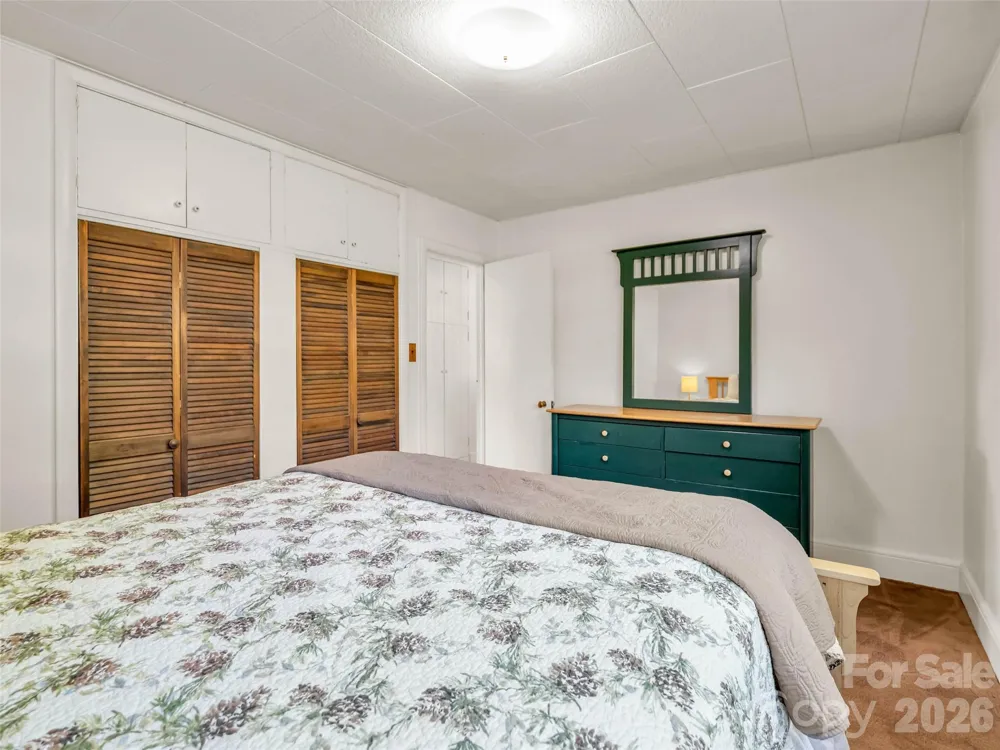 215 Varden Place Swannanoa, NC 28778