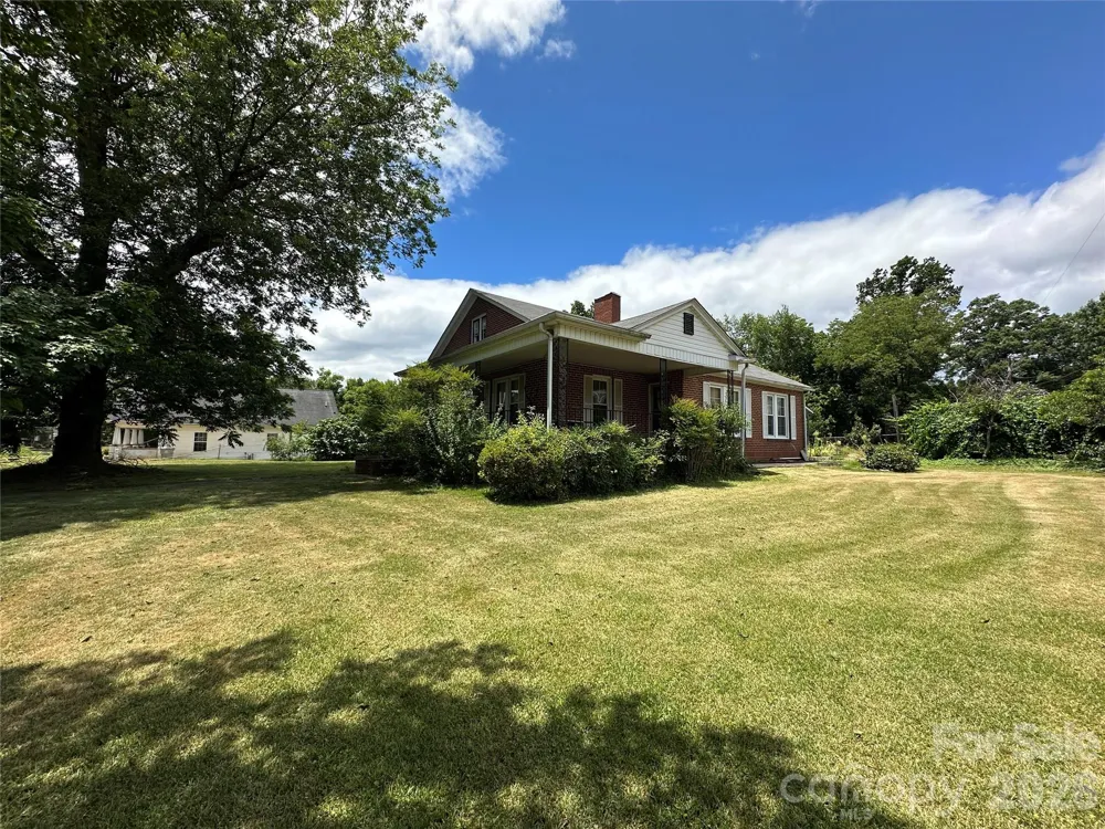 502 Connelly Springs Road SW Lenoir, NC 28645