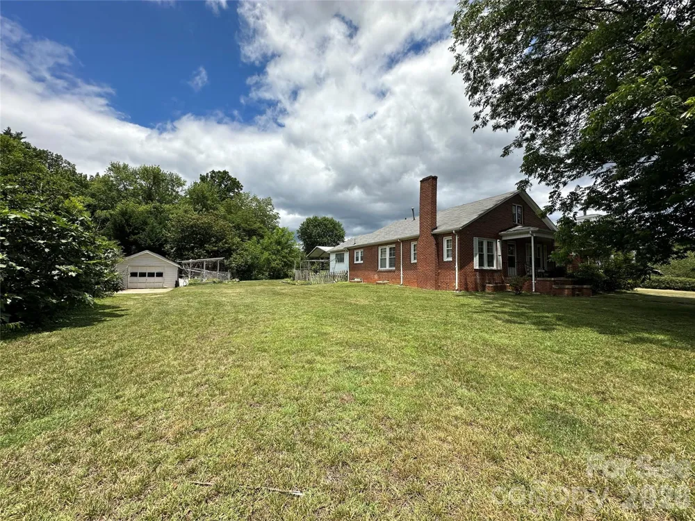 502 Connelly Springs Road SW Lenoir, NC 28645