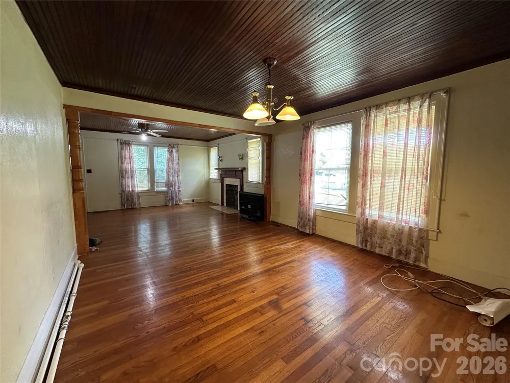 502 Connelly Springs Road SW Lenoir, NC 28645