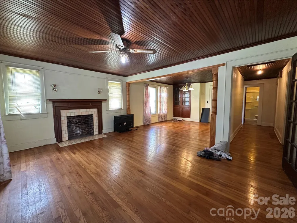 502 Connelly Springs Road SW Lenoir, NC 28645
