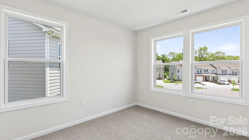 403 Creekview Road Hendersonville, NC 28792