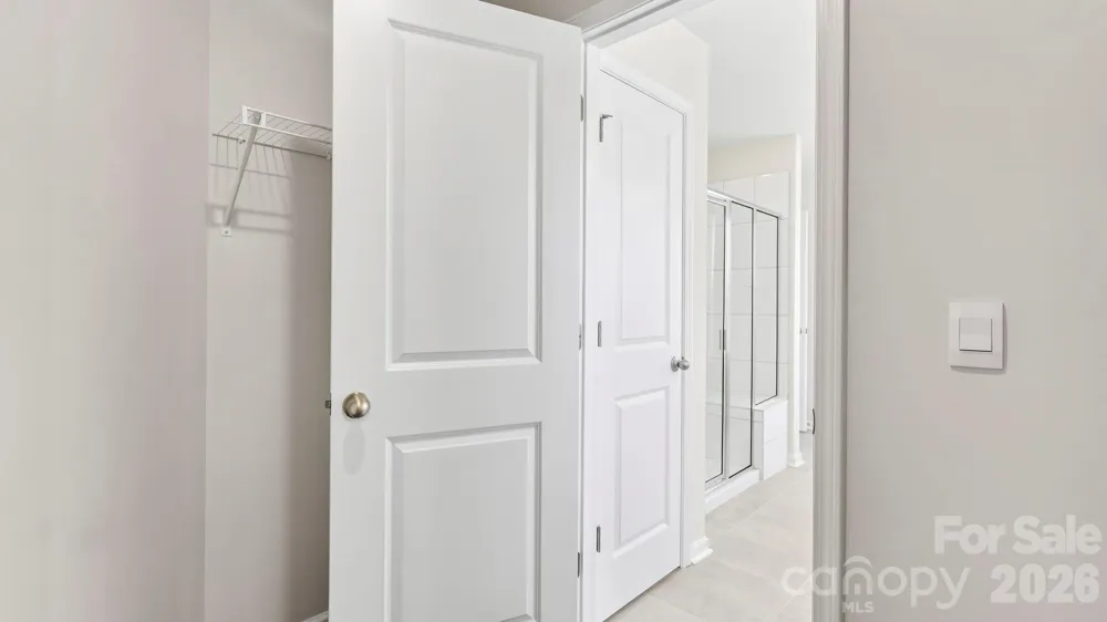 403 Creekview Road Hendersonville, NC 28792