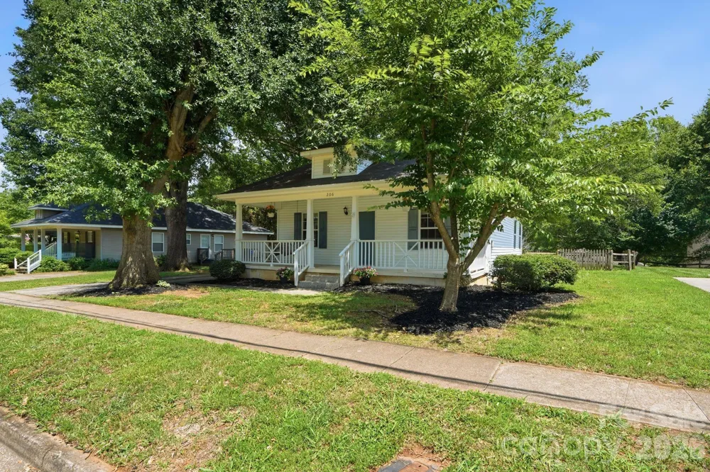 206 Sixth Street Belmont, NC 28012