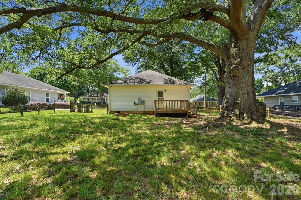 206 Sixth Street Belmont, NC 28012