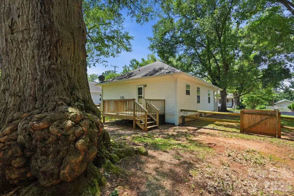 206 Sixth Street Belmont, NC 28012