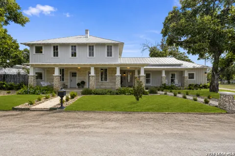 824 HIGH ST