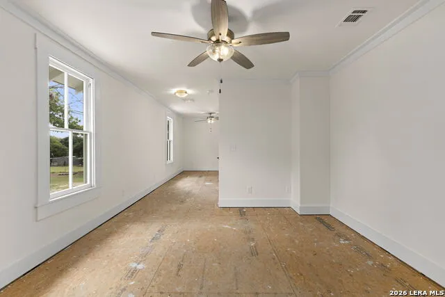 824 HIGH ST Comfort, TX 78013