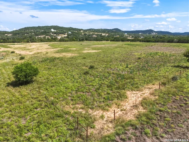 1256 Benton Creek Rd Medina, TX 78055