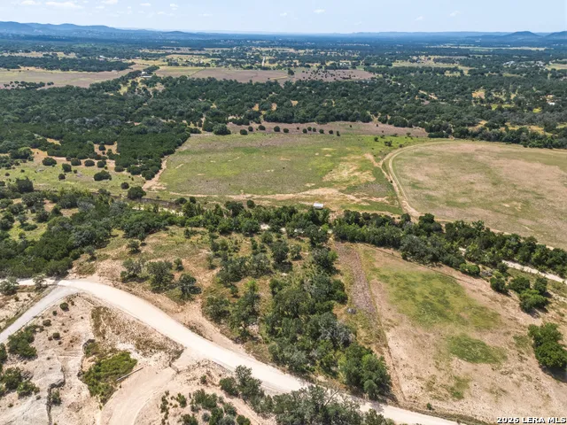 1256 Benton Creek Rd Medina, TX 78055