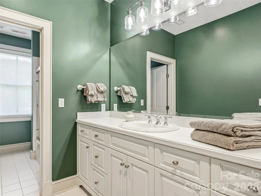 21 Ebby Ridge Fairview, NC 28730