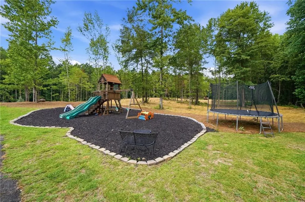 24 Simpson Road Bremen, GA 30110