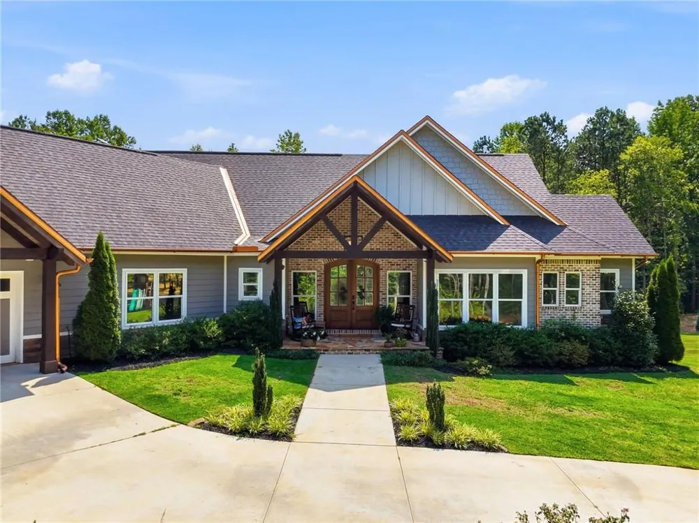 24 Simpson Road Bremen, GA 30110