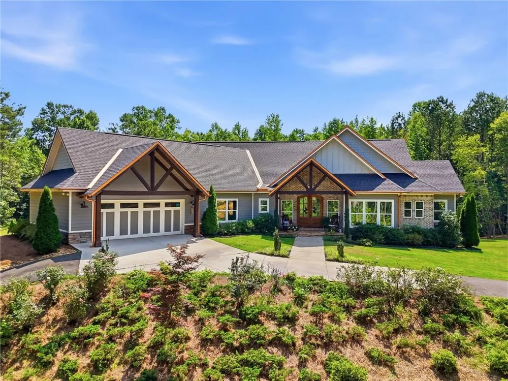 24 Simpson Road Bremen, GA 30110