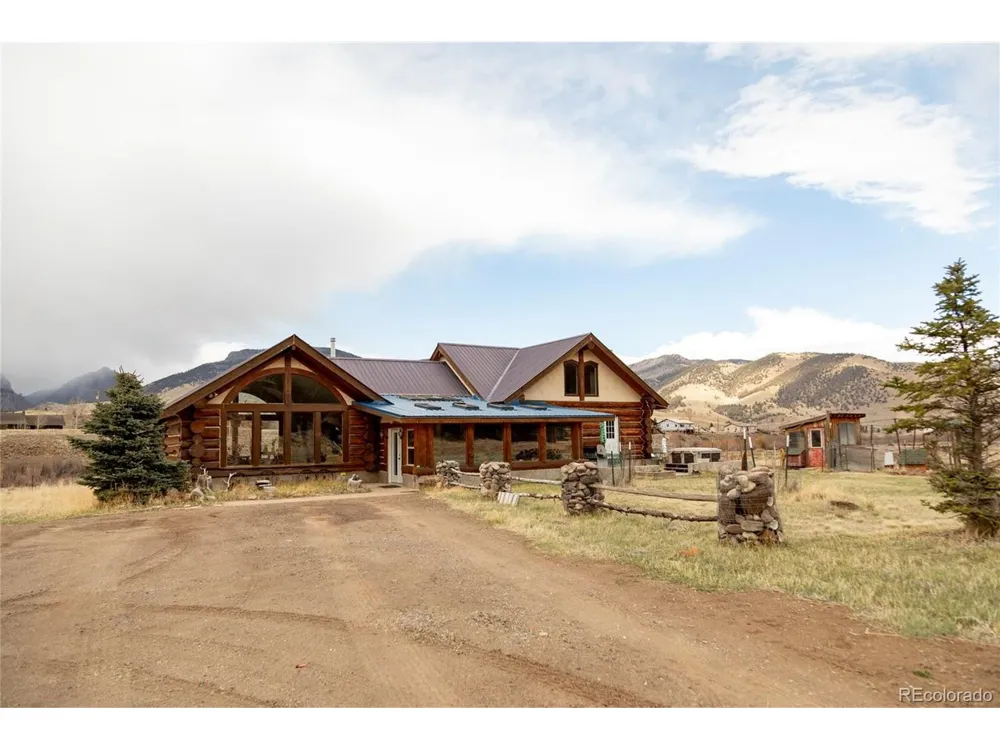 108 Forest Road #552 Creede, CO 81130
