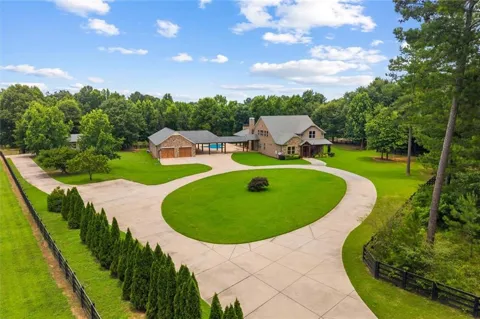 1600 Old Alabama Road