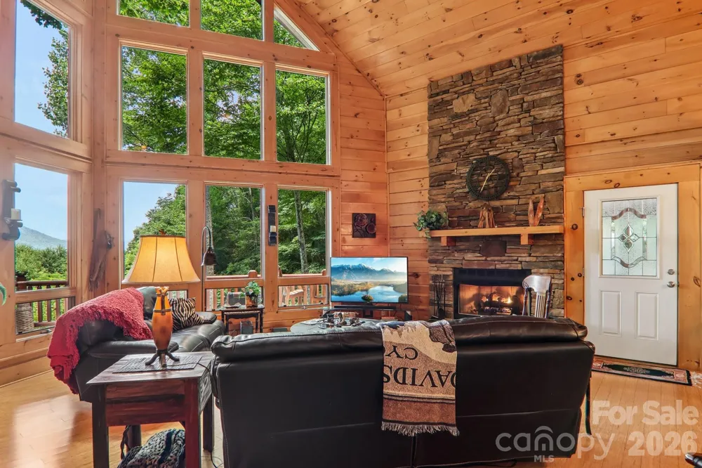 157 Kanusati Trail Maggie Valley, NC 28751