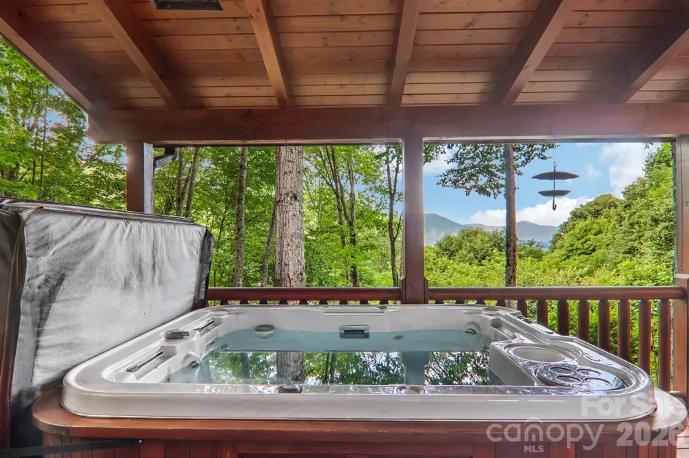 157 Kanusati Trail Maggie Valley, NC 28751
