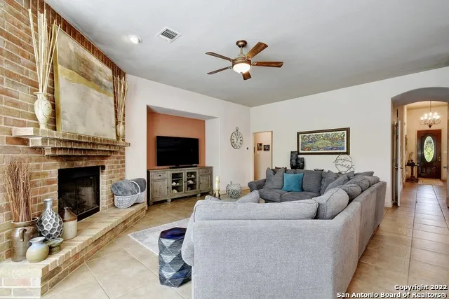 15814 HACHITA BLANCO Helotes, TX 78023