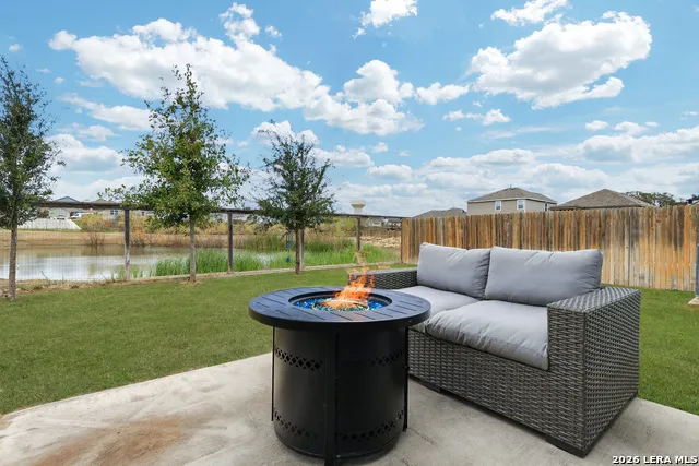 13225 HAGERD LOOP St Hedwig, TX 78152
