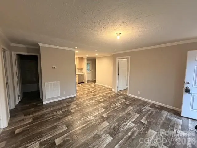 87 Gravel Hill Court Taylorsville, NC 28681