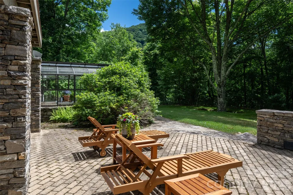 4900 Preserve Road Sylva, NC 28779