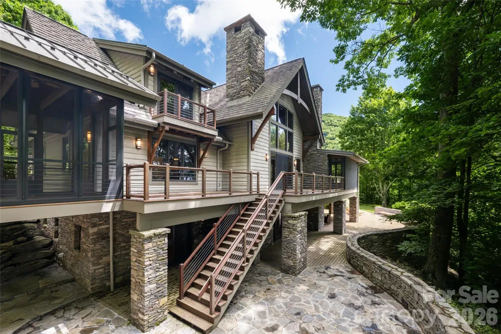 4900 Preserve Road Sylva, NC 28779