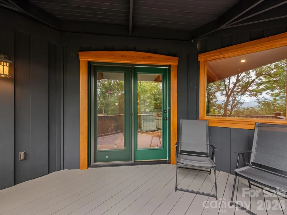 145 Hiaway Trail Clyde, NC 28721