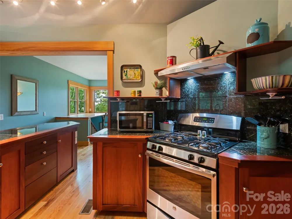 145 Hiaway Trail Clyde, NC 28721