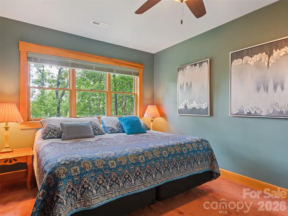 145 Hiaway Trail Clyde, NC 28721