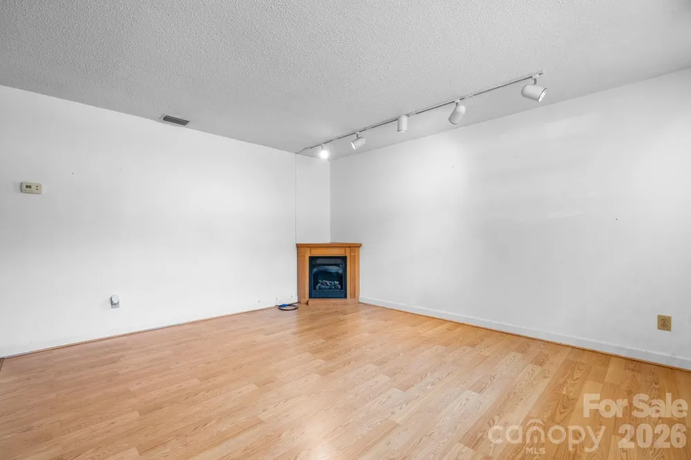 75 Laurelwood Drive #97 Marion, NC 28752