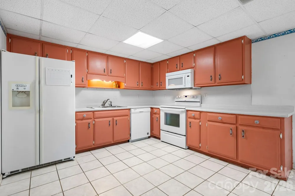 75 Laurelwood Drive #97 Marion, NC 28752