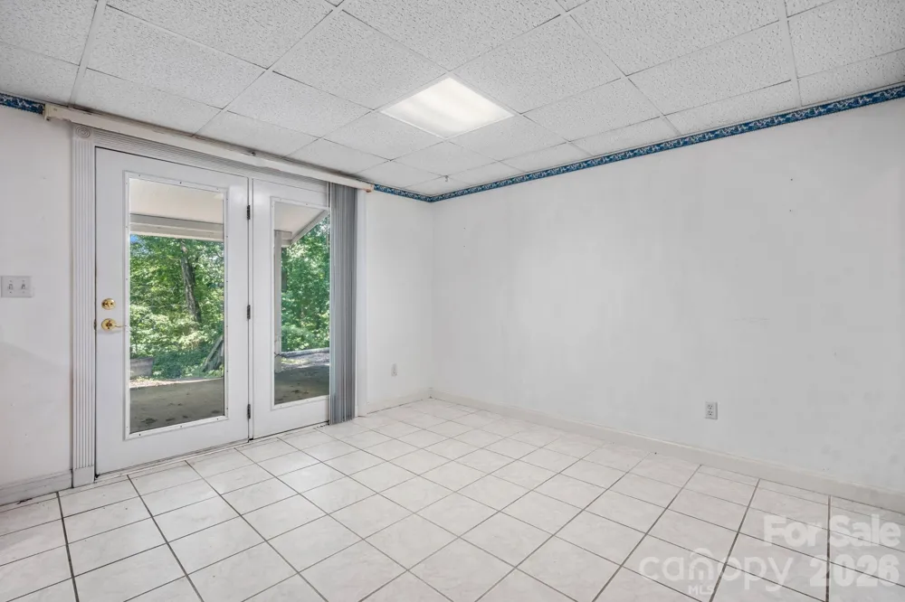 75 Laurelwood Drive #97 Marion, NC 28752