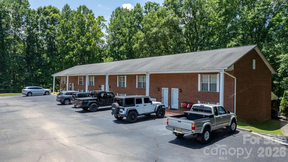 75 Laurelwood Drive #97 Marion, NC 28752